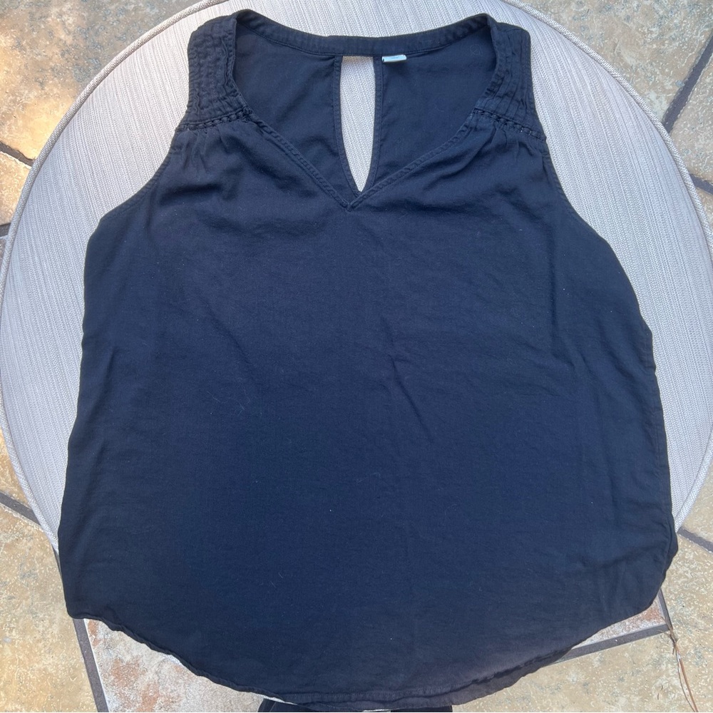 Old Navy Women’s Black Flowy Tank Top Size Large Preowned
